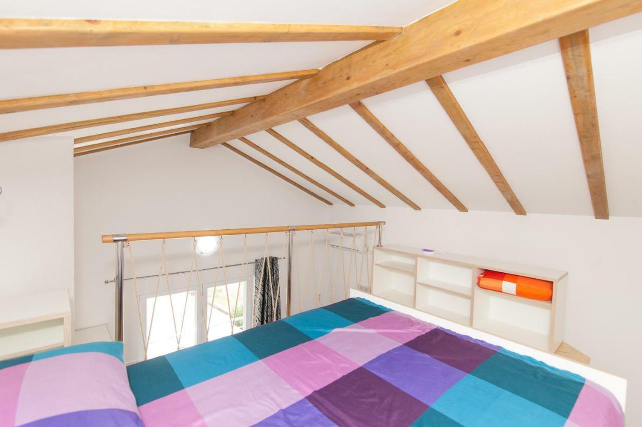 Apartment Timbar